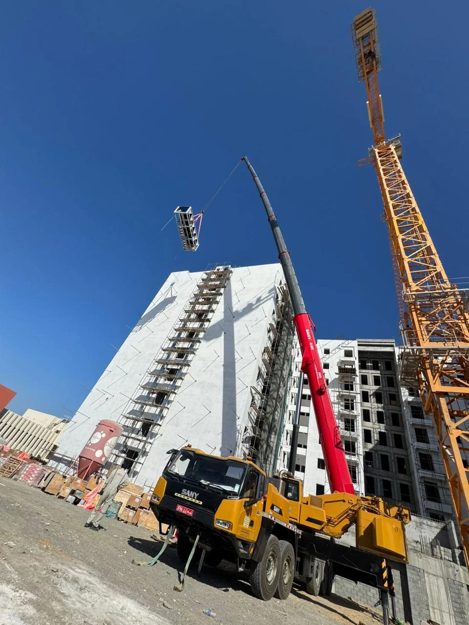 Crane beside a multistorey building